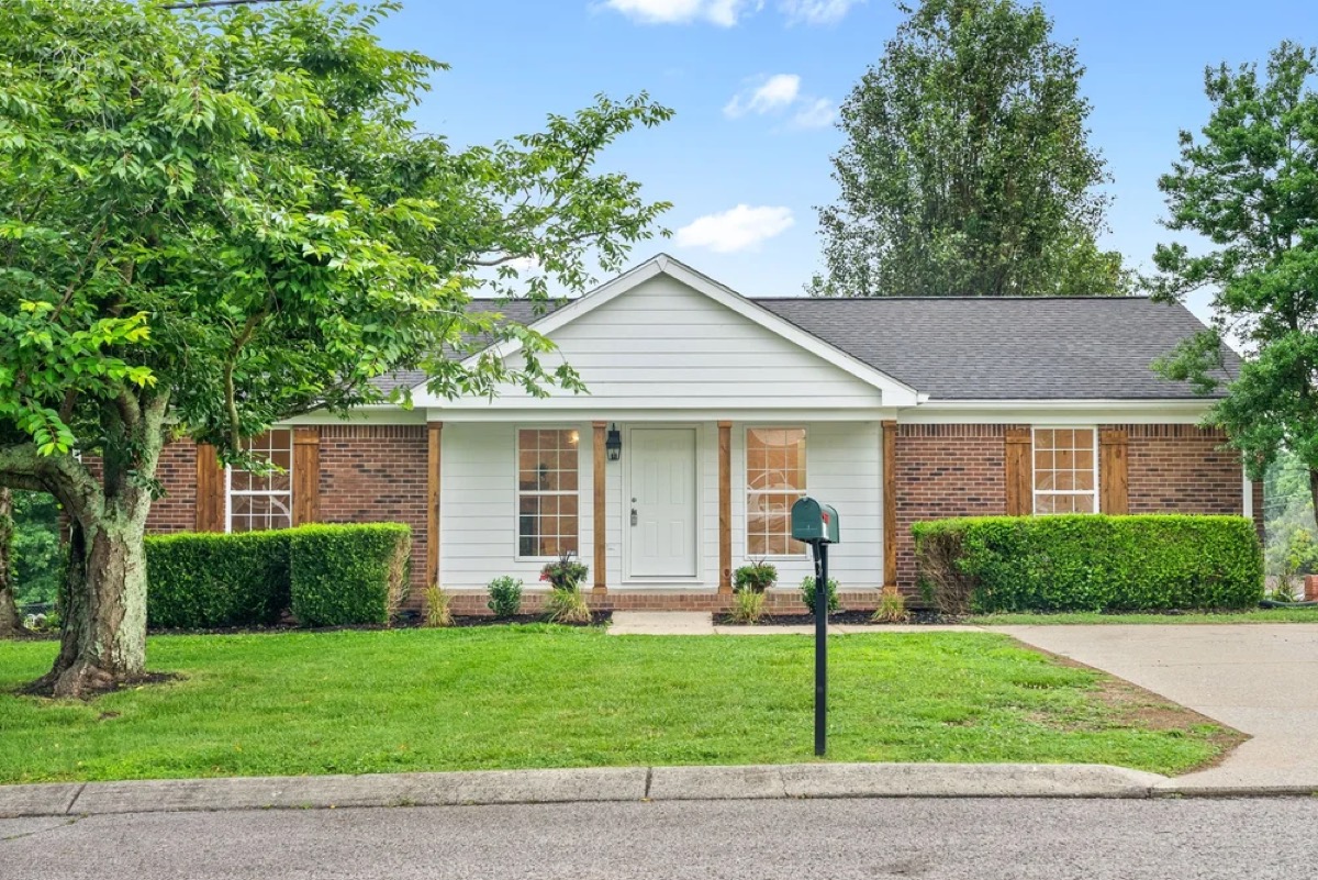 100 Patton Ct